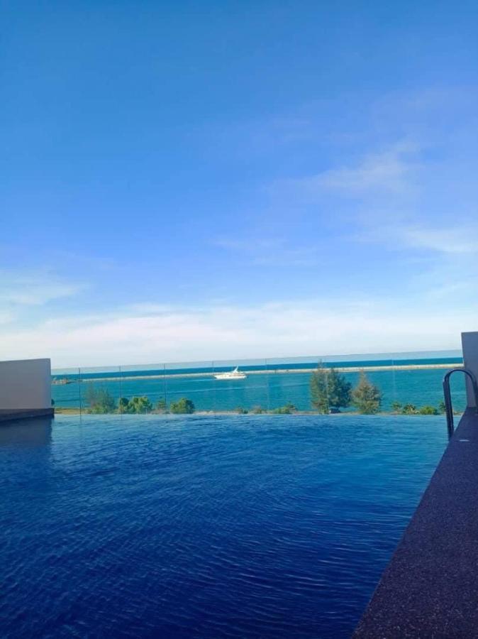 New Seaview Families Suite - Breezy Blue Куала-Тренгану Экстерьер фото